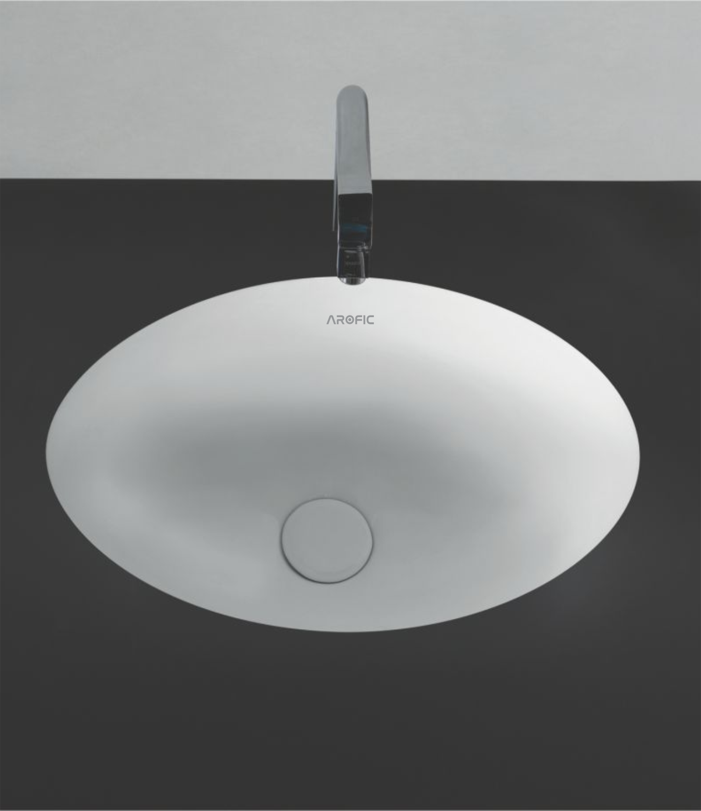 GLOBE Oval Table Top Wash Basin